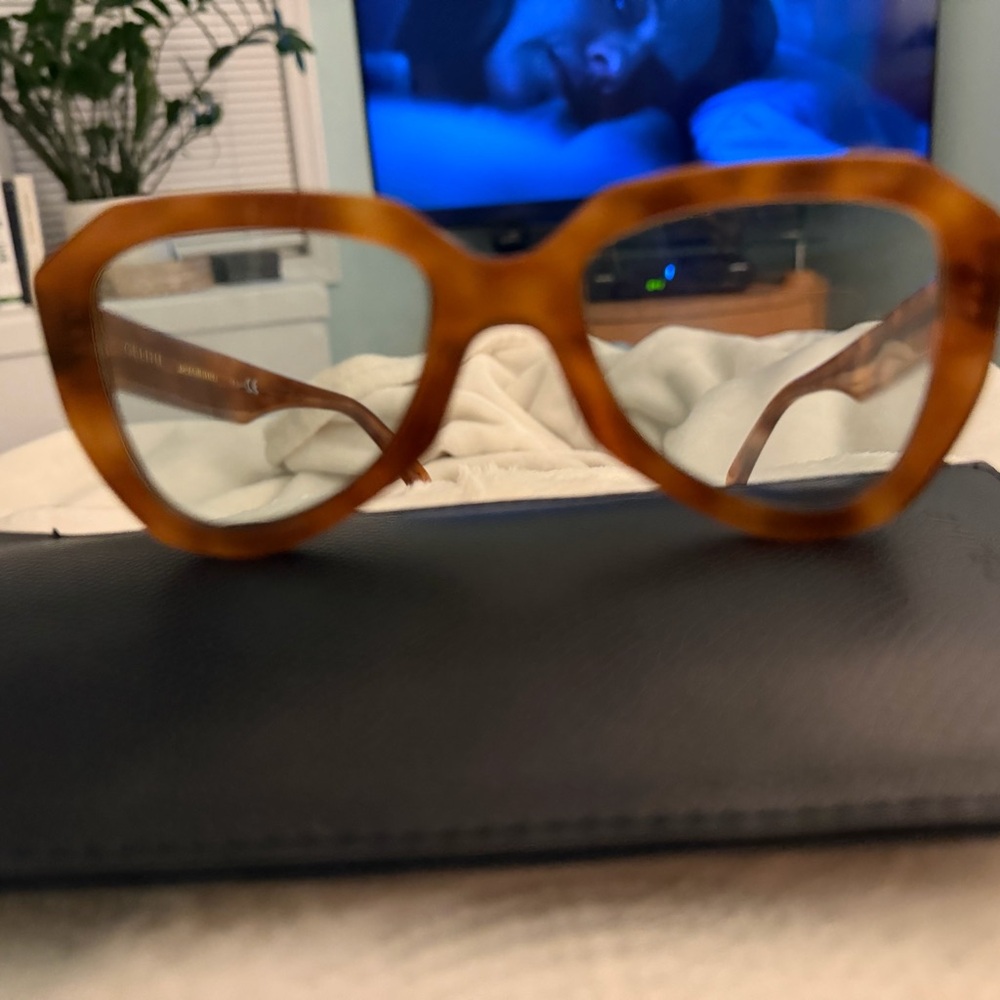 100% Authentic CELINE Photochromic Stylish Brown / Green lenses Sunglasses